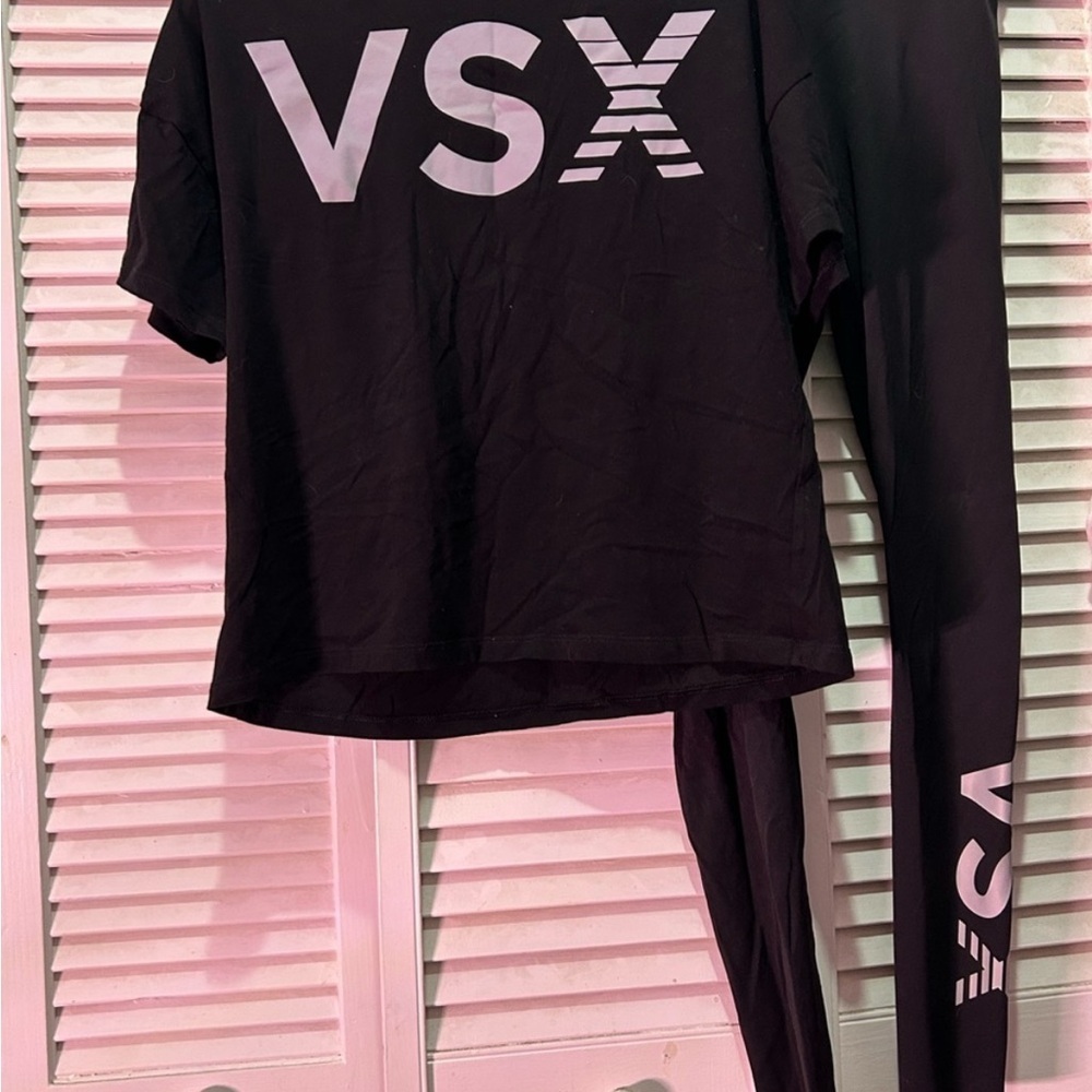 VSX Black and White Activewear Ensemble Victoria secret EUC
